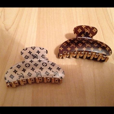 pince a cheveux louis vuitton|Women's Luxury Hair Accessories .